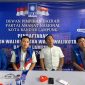 Perdana, Iqbal Ardiansyah, S.Si., MM, mengikuti pendaftaran penjaringan calon walikota Bandar Lampung di Partai Amanat Nasional. Foto : Dok berandalappung.com