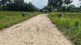 Kondisi Jalan Raya Kertasana, dalam Kondisi Rusak Parah. Foto : berandalampung.com