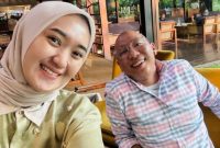 Unggahan bersama Foto bersama Jihan Nurlela dan Jihan Nurlela disalah satu Cafe. Dok : Instagram @mirzano