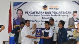 Ketua Dewan Pimpinan Daerah (DPD) partai Gerindra Lampung Rahmat Mirzani Djausal  (RMD) secara resmi mendaftar bakal calon gubernur di DPW NasDem Lampung Foto : berandalappung.com