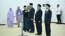 Rektor  Lantik Pejabat Baru FMIPA Unila. Dok : Unila. 