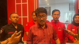 Mantan birokrat pemerintah provinsi (Pemprov) Lampung Hamartoni Hasan mengikuti fit and propertest bakal calon bupati (Cabub) Lampung Utara (Lampura) di DPD PDI Perjuangan. Foto : Wildanhanafi/berandalappung.com