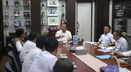 Gubernur Lampung Arinal Djunaidi mendukung pelaksanaan Seri Kualifikasi Krui Pro Liga Selancar Dunia atau World Surf League (WSL) Krui Pro Qualyfing Series (QS) 5000 Tahun 2024. Dok : Adpim