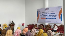 Ketua AMSI Lampung Hendri Std disaat sambutan di acara FGD Literasi Digital di Perpustakaan Lampung. Dok : berandalappung.com