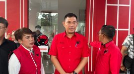 Bendahara DPC PDI Perjuangan Tubaba Nadirsyah usai menjalani fit and propert tesd di PDI Perjuangan. Foto : Wildanhanafi/berandalappung.com