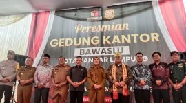 Peresmian Kantor Bawaslu Kota Badar Lampung. Dok : berandalappung.com