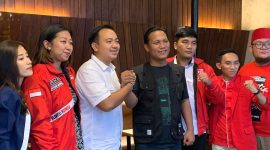 Bakal calon Wali Kota Bandar Lampung, Iqbal Ardiansyah, saat mengembalikan formulir pendaftaran ke Partai Solidaritas Indonesia (PSI) Kota Bandar Lampung. Foto : Wildanhanafi/berandalappung.com