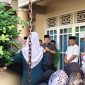 Gubernur Lampung Arinal Djunaidi sambutan di kediaman Almarhum Prof Irwan Sukri Banuwa. Foto: Wildanhanafi/berandalappung.com
