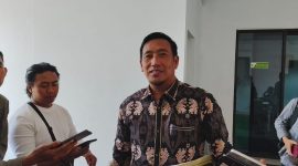 Anggota KPU Bandar Lampung Fery Triatmojo usai menjalani sidang Kode Etik Penyelenggara Pemilu. Foto : Wildanhanafi/berandalappung.com