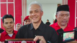 Ketua DPP PDI Perjuangan, Ganjar Pranowo mengunjungi DPD PDI Perjuangan Lampung Sabtu, (20/7/2024). Foto : Wildanhanafi/berandalappung.com