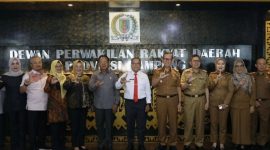 PJ Gubernur Lampung Sekdaprov kunjungan kerja ke DPRD Lampung. Foto : Ist