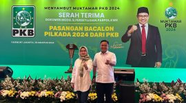 Nanda-Antonius  menerima surat rekomendasi atau Dokumen Model B Persetujuan Parpol KWK dari Partai Kebangkitan Bangsa (PKB). Foto : Ist