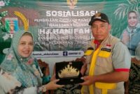 Ketua Fraksi PKB DPRD Provinsi Lampung, di hadapan masyarakat Desa Sanggi, Kecamatan Padang Cermin Pesawaran. Foto : Ist