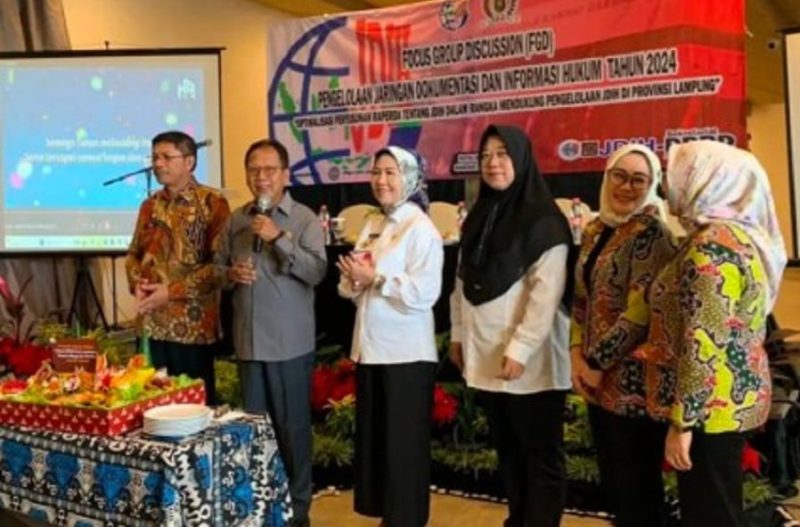 Jaringan Dokumentasi dan Informasi Hukum (JDIH) Sekretariat DPRD Lampung menggelar Focus Group Discussion (FGD) di Hotel Novotel Bandar Lampung. 