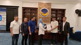 Usai direkomendasi oleh Partai Golkar dan Partai Persatuan Pembangunan (PPP) pasangan dengan jargon Ririn-Win untuk Pringsewu maju ini direkom oleh Partai NasDem. Foto : Ist