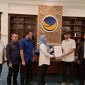 Usai direkomendasi oleh Partai Golkar dan Partai Persatuan Pembangunan (PPP) pasangan dengan jargon Ririn-Win untuk Pringsewu maju ini direkom oleh Partai NasDem. Foto : Ist