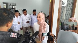 Maju sebagai calon wakil gubernur berpasangan dengan Rahmat Mirzani Djausal, Jihan Nurlela telah menyiapkan berkas pengunduran diri sebagai nggota senator periode 2019-2024 dan terpilih periode 2024-2029. Foto : Wildanhanafi/berandalappung.com
