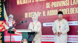 Rahmat Mirzani Djausal (RMD) dan Jihan Nurlela Chalim, menjalani pemeriksaan kesehatan di Rumah Sakit Umum Daerah Abdul Moeloek (RSUDAM) Lampung. Foto : Wildanhanafi/berandalappung.com