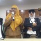 Ratusan pensiunan guru gruduk Dinas Pendidikan kota Bandar Lampung. Foto : Wildanhanafi/berandalappung.com