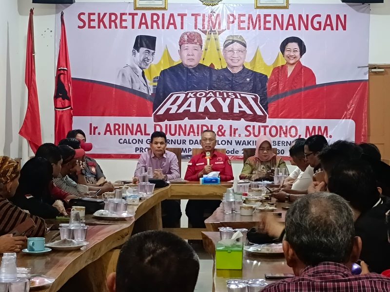 Rapat tim pemenangan dan persiapan deklarasi Ardjuno di kantor DPD PDI Perjuangan Lampung. Foto : Ist
