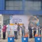 Prosesi pemusnahan rokok ilegal dan miras. di kantor Beacukai Sumbagbar Foto : berandalappung.com 