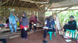Dosen Proteksi Tanaman FP Unila melaksanakan kegiatan pengabdian masyarakat di Desa Gunung Tiga, Kecamatan Batanghari Nuban, Kabupaten Lampung Timur.  