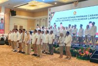 Partai Gerindra melakukan rotasi kepemimpinan di DPC Kota Bandar Lampung dengan melantik Asroni Paslah sebagai Ketua DPC yang baru, menggantikan Andika Wibawa. 