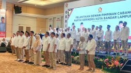 Partai Gerindra melakukan rotasi kepemimpinan di DPC Kota Bandar Lampung dengan melantik Asroni Paslah sebagai Ketua DPC yang baru, menggantikan Andika Wibawa. 