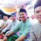Ketua Tidar Lampung Riza Fahlevi mendampingi calon bupati dan wakil bupati Pesawaran di acara Shalawat