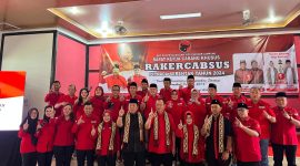 Calon Gubernur Lampung, Arinal Djunaidi, menekankan pentingnya persaudaraan, persatuan, dan kebersamaan di antara kader partai dalam menghadapi perbedaan, serta menolak segala bentuk perpecahan. Foto : Ist