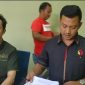 Ketua Bawaslu Pesawaran Fatihunnajah dan Anggota Bawaslu Pesawaran Aji Purwadi saat Konferensi Pers Pelanggaran Pidana Pemilu. 