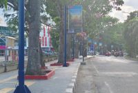 Tepasang puluhan tiang Reklame berdiri di atas trotoar Jalan Sultan agung, Wayhalim Permai, Kecamatan Way Halim Kota Bandar Lampung. Dok:berandalappung.com