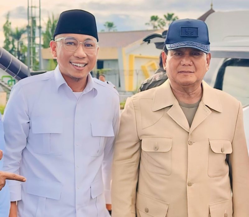 calon gubernur Lampung Rahmat Mirzani Djausal bersama Presiden Prabowo Subianto. 