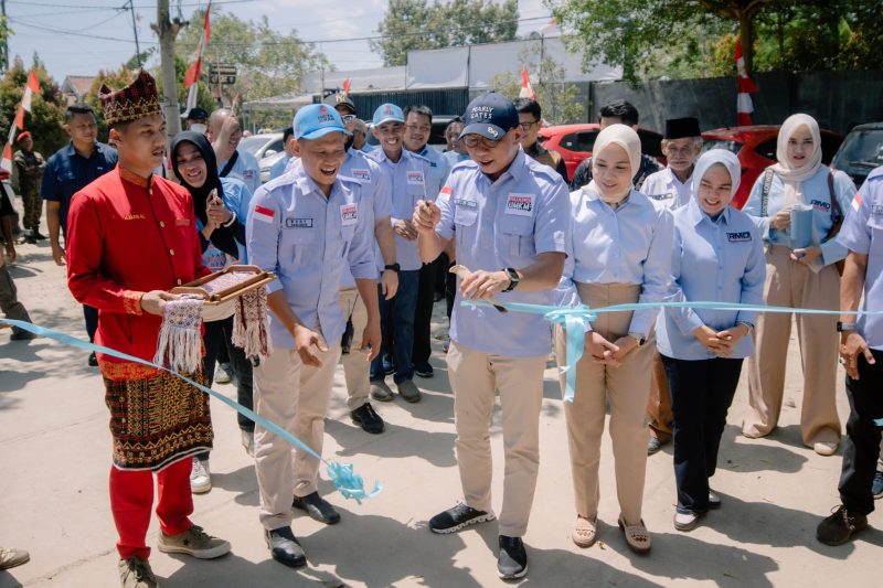 Rahmat Mirzani Djausal menghadiri acara Gebyar UMKM Se-Lampung 2024” diselenggarakan di Natar, Lampung Selatan. 