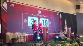 Calon Walikota dan Wakil Walikota Bandar Lampung pasangan nomor urut 01 Reihana-Aryodhia memaparkan Visi-Misi. Foto: Wildanhanafi/berandalappung.com