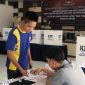 KPU Bandar Lampung Simulasi pemungutan dan hitung surat suara di TPS khusus Lapas Rajabasa.
