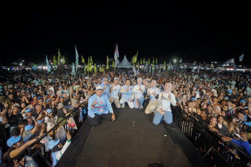 Ketua Umum Partai PKB Turun Kampanyekan Rahmat Mirzani Djausal dan Jihan Nurlela di Kampanye terakhirnya. 