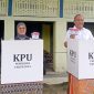 Umar Ahmad mencoblos dikampung halaman tiyuh karta. 