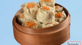 Dimsum ayam telah menjadi salah satu camilan favorit masyarakat karena kelezatannya yang khas dan teksturnya yang lembut. Foto: Pinterest/berandalappung.com