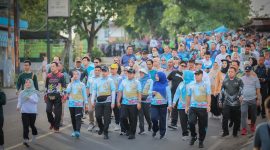 PJ Gubernur Lampung Jalan Sehat HUT Korpri ke-53. Foto: Adpim