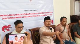 Anggota DPRD Lampung Wahrul Fauzi Silalahi disaat gelar konferensi pers di kantornya. Foto: Wildanhanafi/berandalappung.com