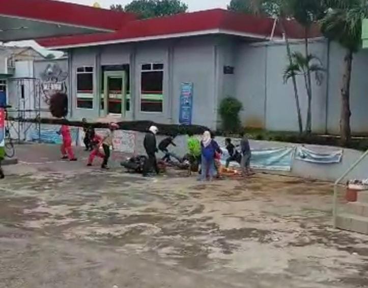 Tangkap Layar kejadian perampokan di SPBU Negri Sakti Pesawaran