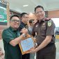 AMSI Lampung Raih Penghargaan dari Kejati Lampung atas Sinergitas Layanan Hukum. Foto: berandalappung.com