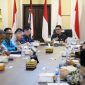 Pj Sekertaris Daerah Provinsi Lampung Fredy memimpin Rapat Penyelenggaraan Haji Tahun 2025. Foto: Biro Adpim Lampung. 