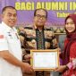 PJ gubernur Lampung Samsudin, memberikan pesan kepada para calon alumni FKIP Unila. Foto: Biro Adpim. 