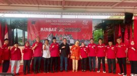 DPD PDIP Lampung Sukses gelar mimbar demokrasi di rangkaian acara HUT Ke-52. 