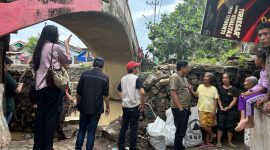 AMSI Lampung berikan bantuan kepada korban Banjir di Bandar Lampung. Dokumen: AMSI Lampung. 