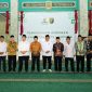 PJ gubernur Lampung Samsudin kukuhkan Iskandar Zulkarnain sebagai ketua Baznas Lampung. Foto: Biro Adpim. 