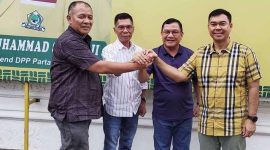 Empat calon Ketua DPD Golkar Lampung berembuk di kediaman Ismet Roni. 