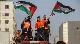 Warga Gaza rayakan gencatan senjata (Foto: REUTERS/Mohammed Salem). 